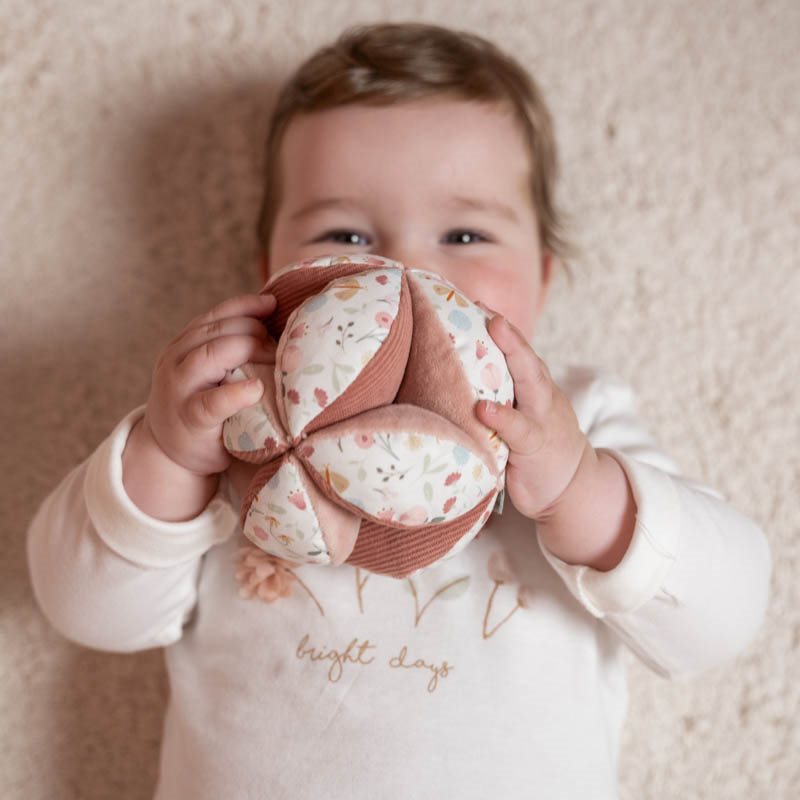 Little Dutch Gripping Ball Flowers & Butterflies