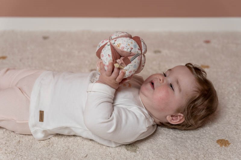 Little Dutch Gripping Ball Flowers & Butterflies