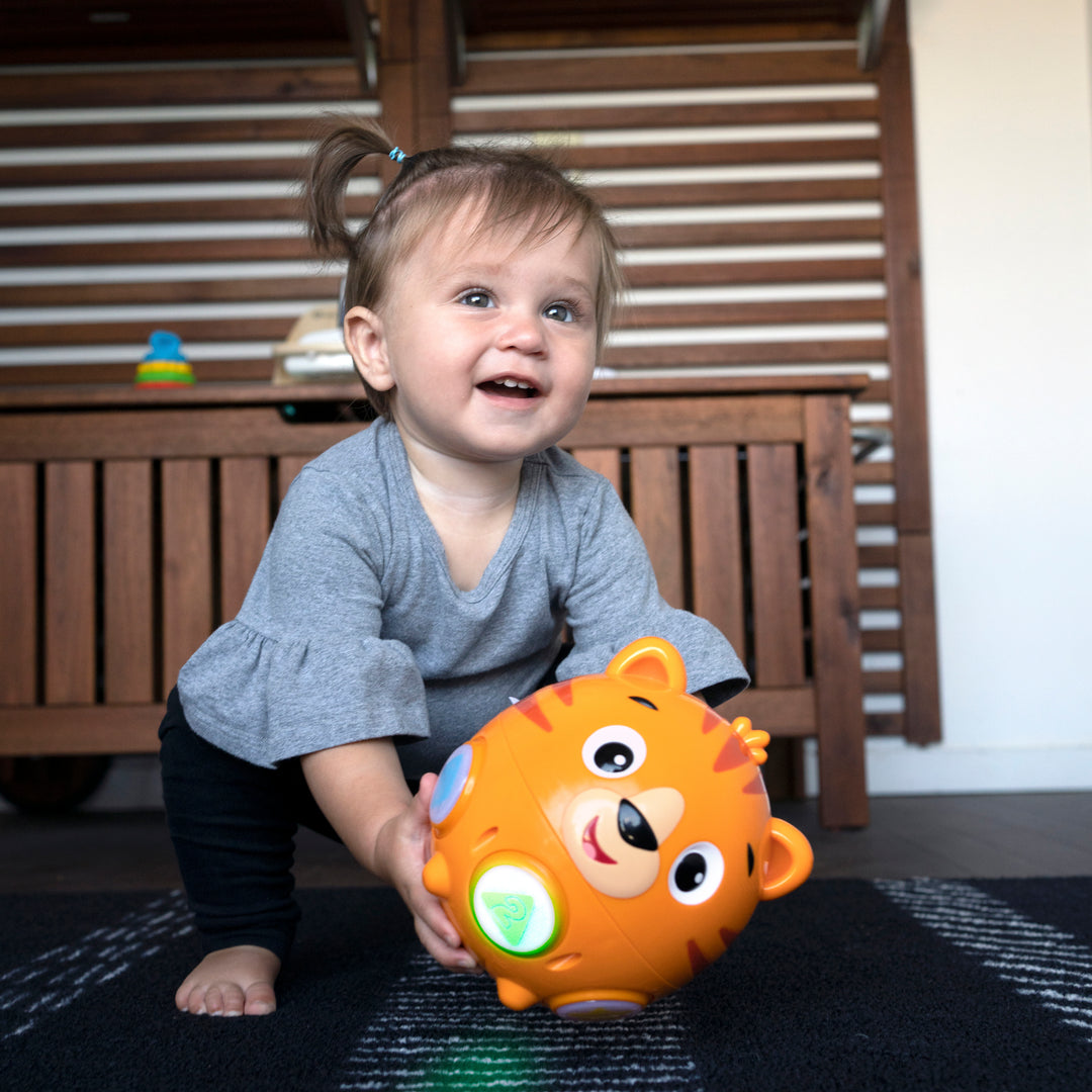 Baby Einstein Tinkers Crawl Along Songs Tummy-Time Musical Toy