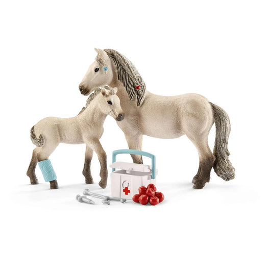 Schleich Horse Club Hannah’s first-aid kit